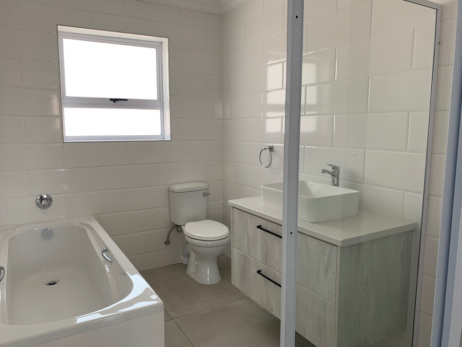 3 Bedroom Property for Sale in Velddrif Western Cape